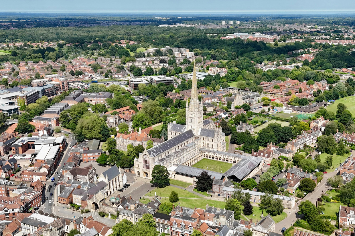 Looking for a small town to commute to Norwich from?